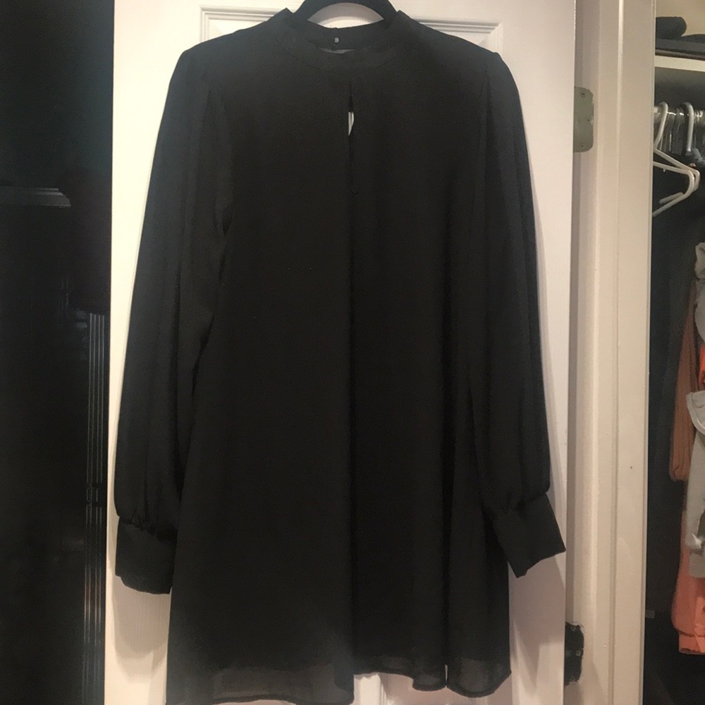 Black shift dress!